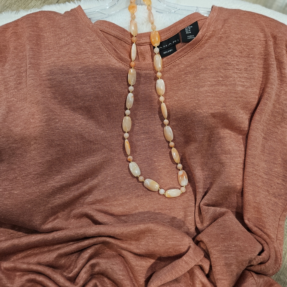 Tahari Women's Terracotta Button-Back Shirt With FREE Matching Necklace - Picture 2 of 10